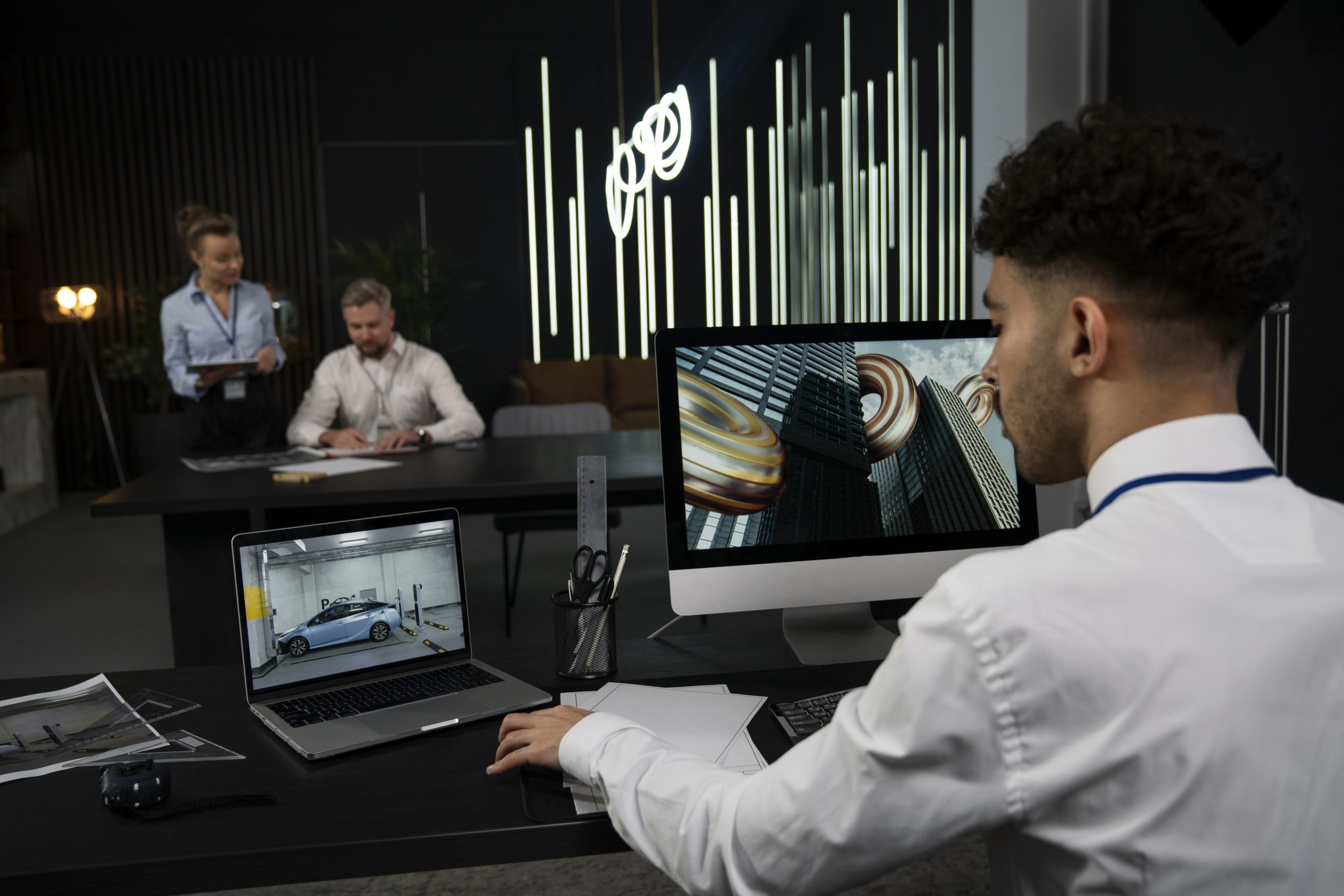 medium-shot-people-working-with-devices